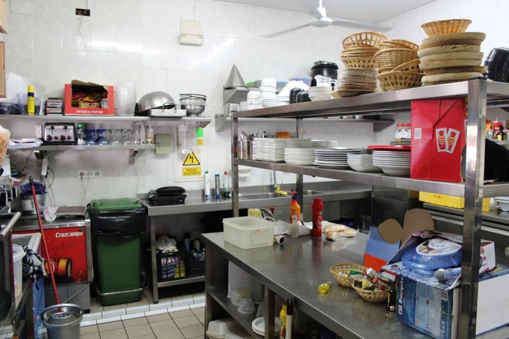 Restaurant/Bar til salg i Torremolinos - € 219.950 (Ref: 9428333)