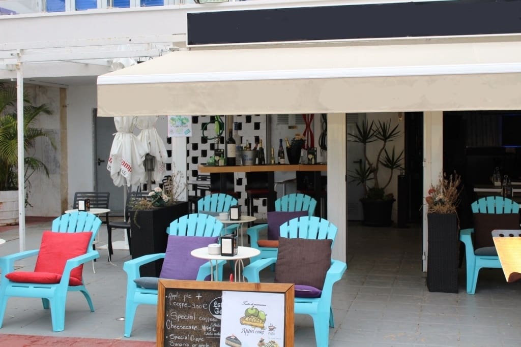Restaurant/Bar for sale in Torremolinos - € 215,000 (Ref: 9428336)