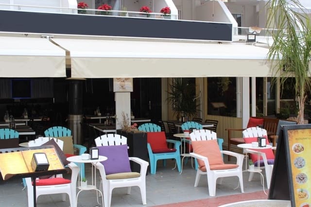 Restaurant/Bar for sale in Torremolinos - € 215,000 (Ref: 9428336)