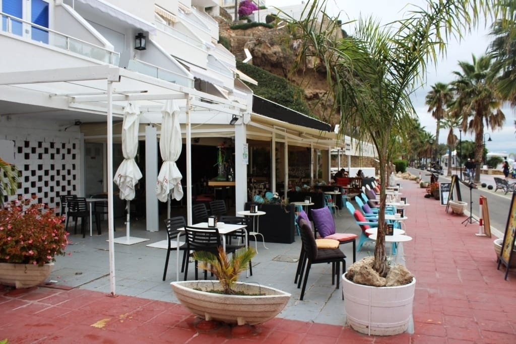 Restaurant/Bar for sale in Torremolinos - € 215,000 (Ref: 9428336)