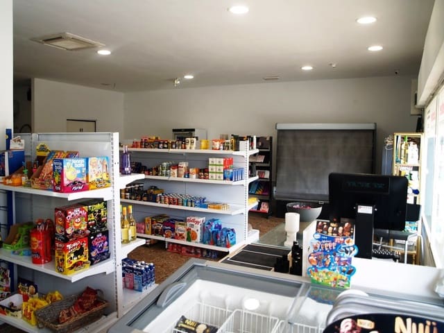 Business for sale in Mijas Costa, Mijas - € 200,000 (Ref: 9428339)