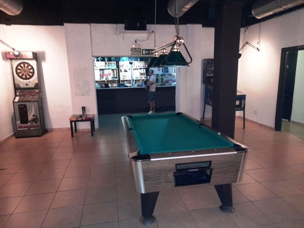Restaurant/Bar for sale in Benalmadena - € 200,000 (Ref: 9428340)