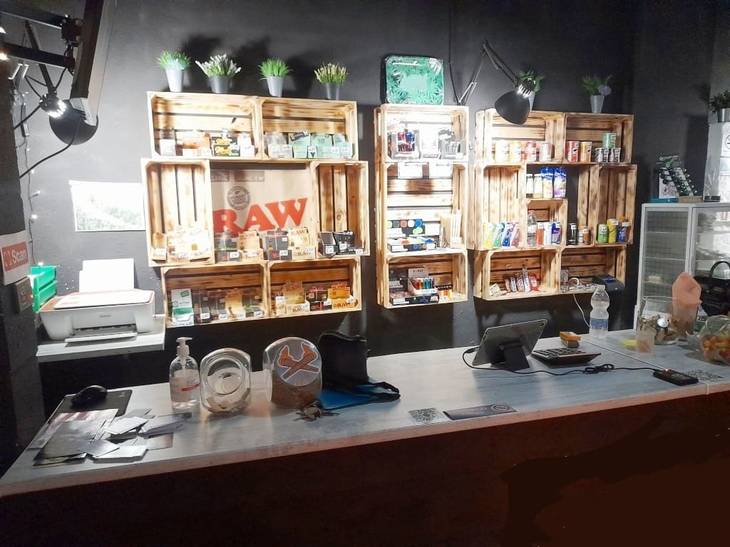 Restaurant/Bar for sale in Benalmadena - € 200,000 (Ref: 9428340)