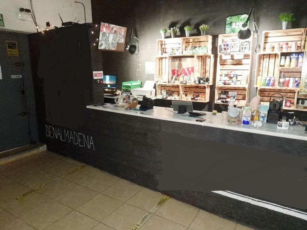 Restaurant/Bar for sale in Benalmadena - € 200,000 (Ref: 9428340)