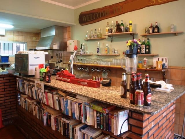 Restaurant/Bar for sale in Mijas Costa, Mijas - € 200,000 (Ref: 9428341)