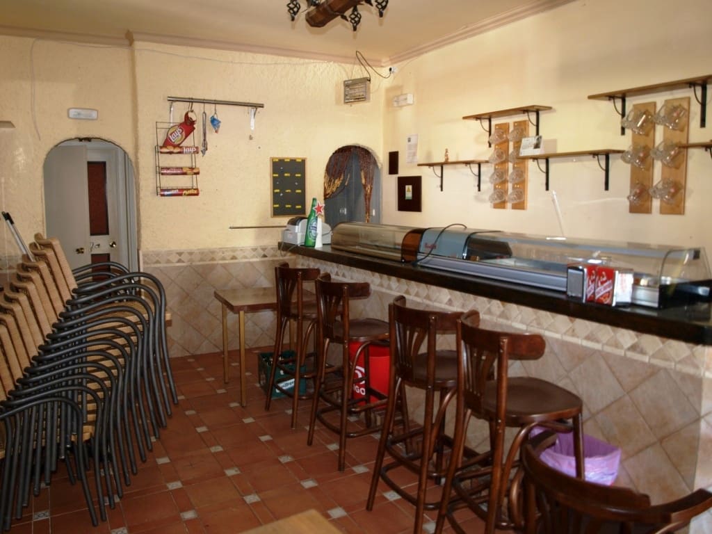Restaurant/Bar for sale in Torremolinos - € 199,950 (Ref: 9428343)