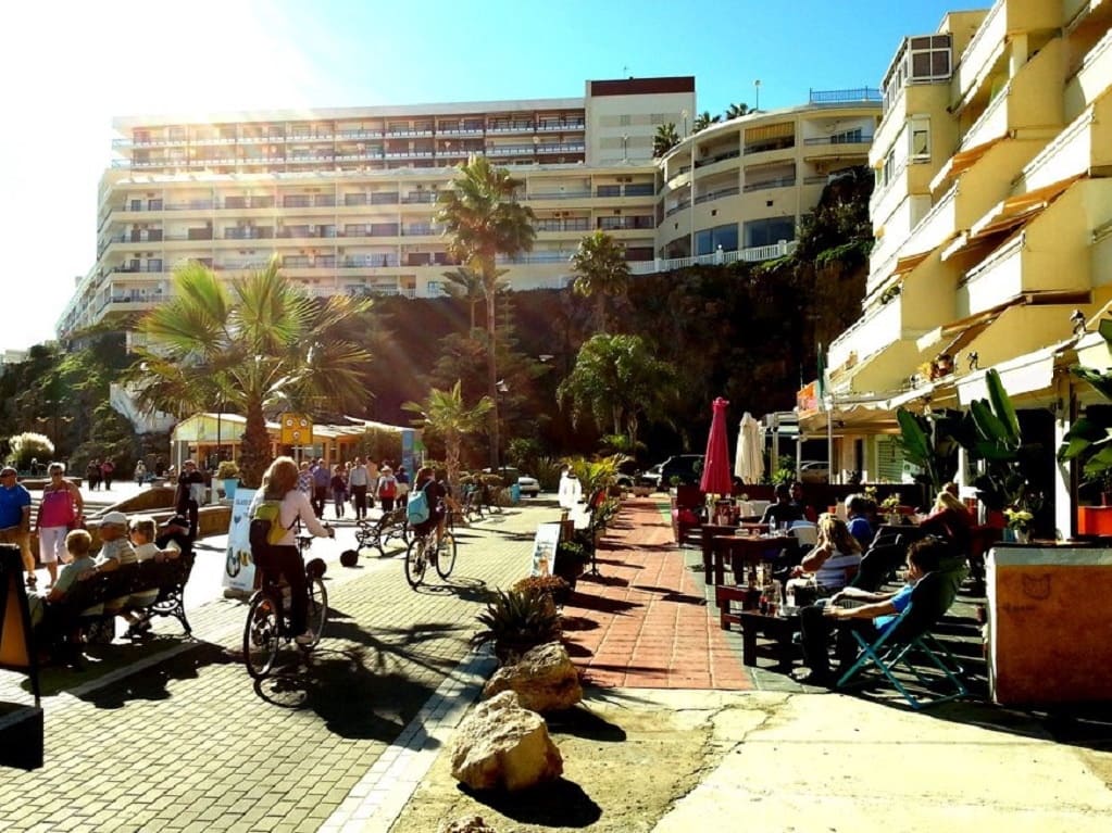 Restaurant/Bar for sale in Torremolinos - € 199,950 (Ref: 9428345)