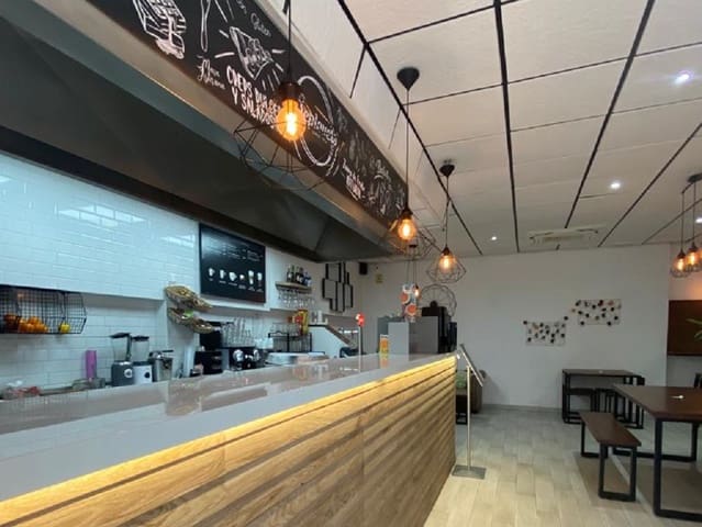 Restaurant/Bar for sale in Benalmádena - € 195,000 (Ref: 9428347)