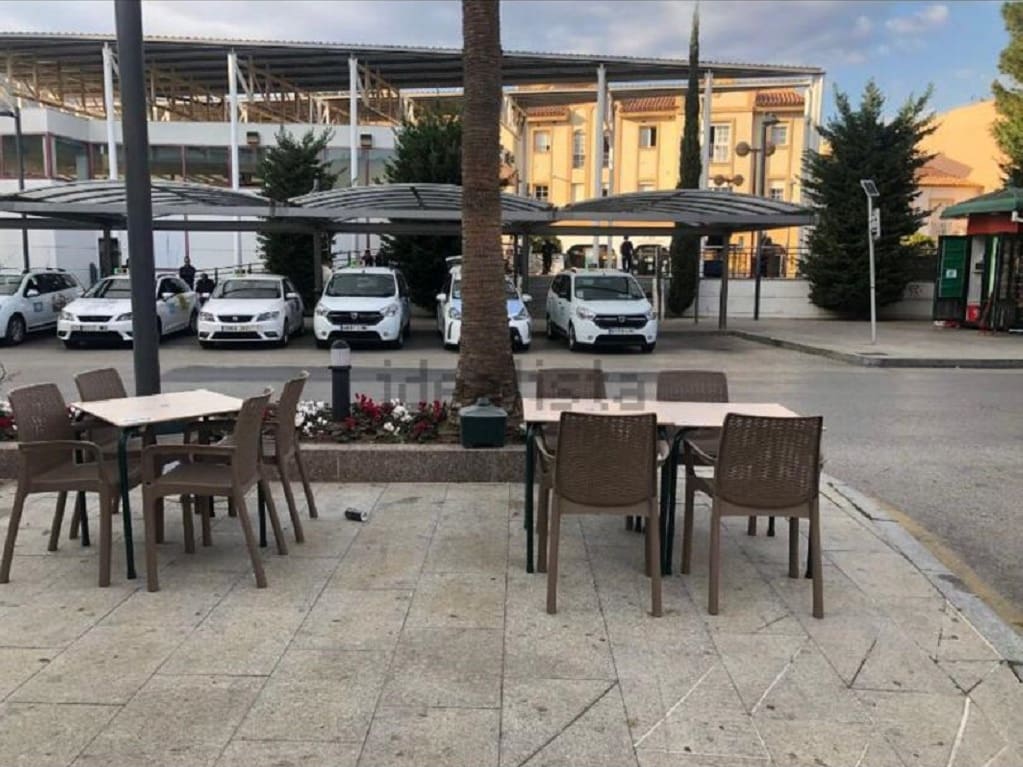 Restaurant/Bar for sale in Benalmadena - € 195,000 (Ref: 9428347)