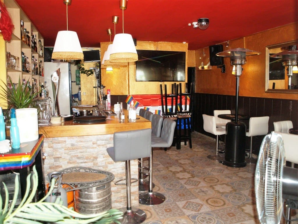 Restaurant/bar te koop in Torremolinos - € 189.950 (Ref: 9428348)