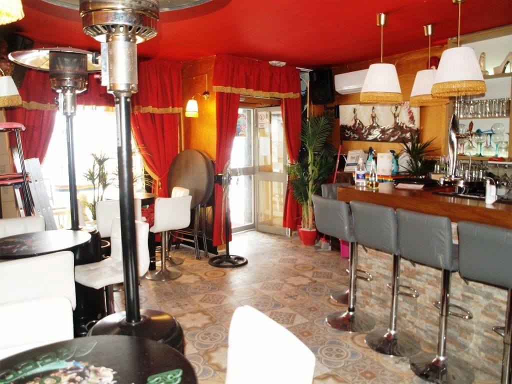 Restaurant/bar te koop in Torremolinos - € 189.950 (Ref: 9428348)