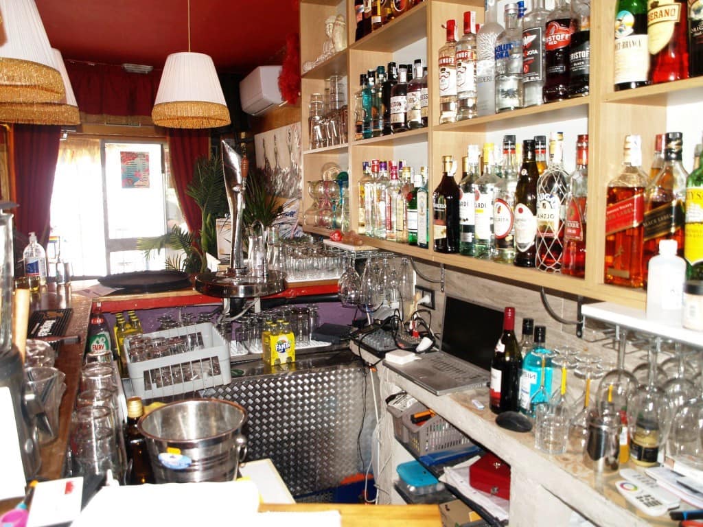 Restaurant/bar te koop in Torremolinos - € 189.950 (Ref: 9428348)