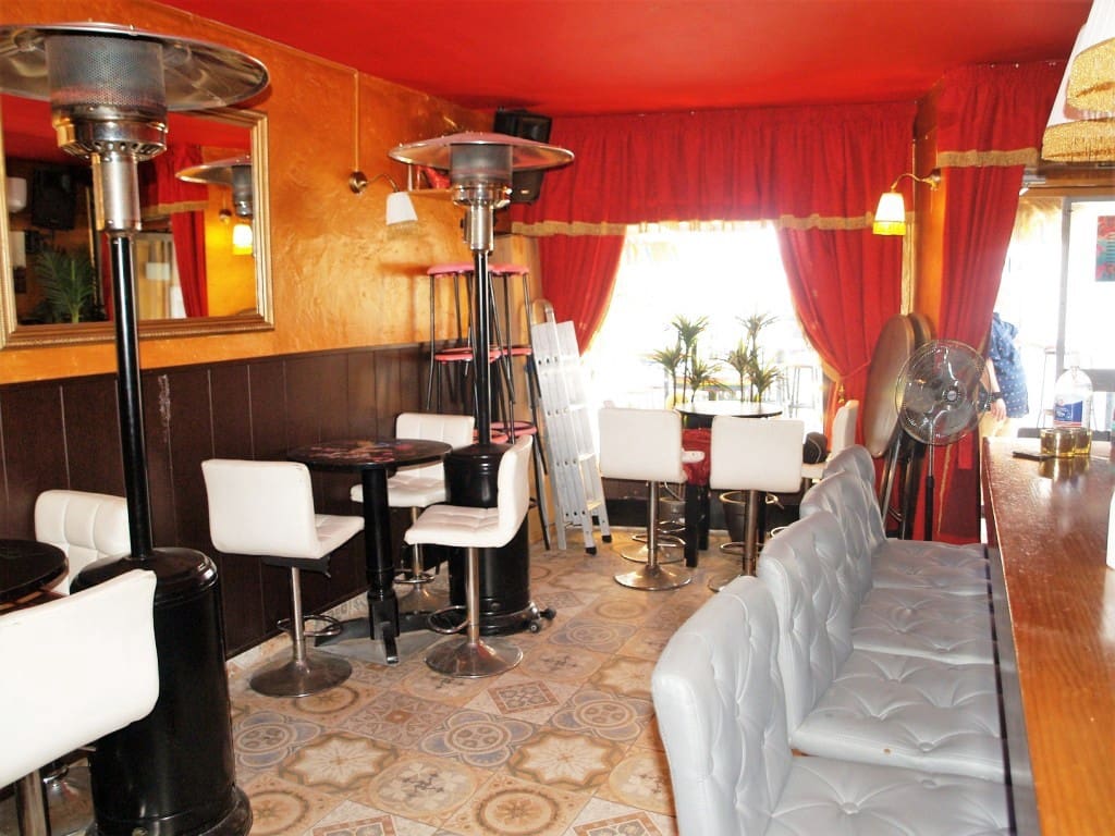 Restaurant/bar te koop in Torremolinos - € 189.950 (Ref: 9428348)
