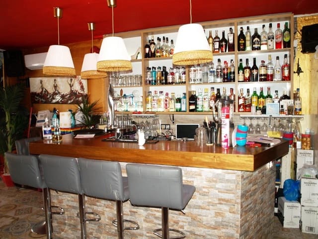 Restaurant/bar te koop in Torremolinos - € 189.950 (Ref: 9428348)