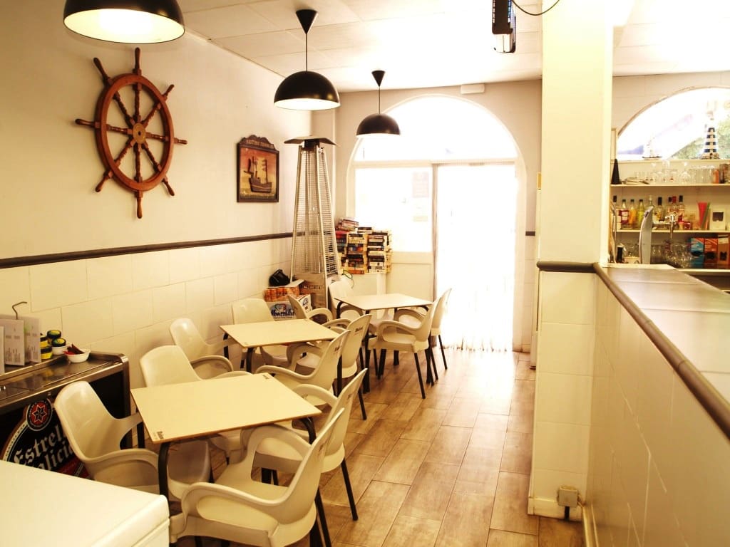 Restaurant/Bar for sale in Benalmadena - € 189,950 (Ref: 9428349)