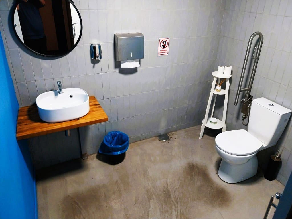 Restaurant/Bar for sale in Fuengirola - € 180,000 (Ref: 9428350)