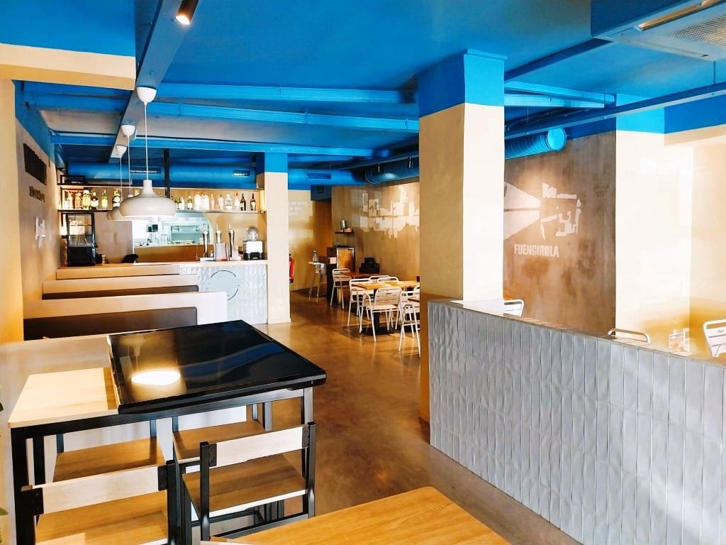 Restaurant/Bar for sale in Fuengirola - € 180,000 (Ref: 9428350)