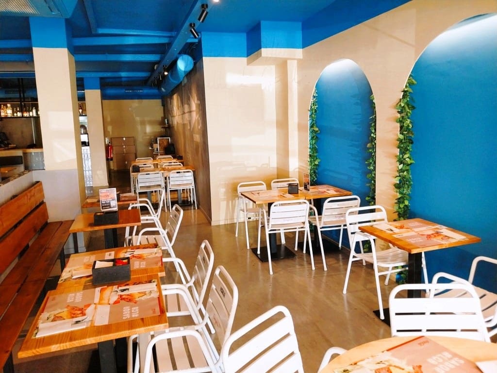 Restaurant/Bar for sale in Fuengirola - € 180,000 (Ref: 9428350)