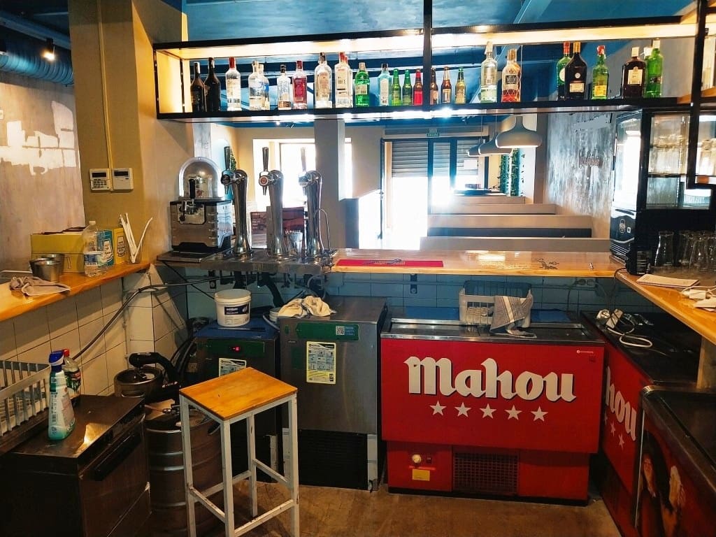 Restaurant/Bar for sale in Fuengirola - € 180,000 (Ref: 9428350)