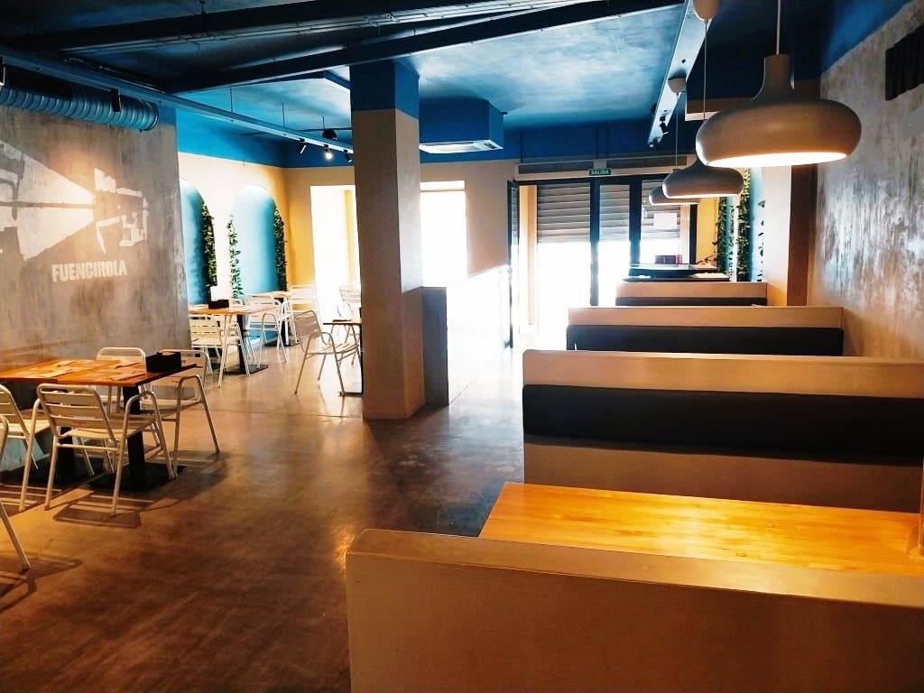 Restaurant/Bar for sale in Fuengirola - € 180,000 (Ref: 9428350)