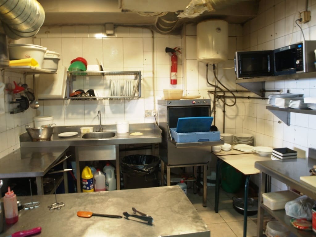 Restaurant/Bar for sale in Fuengirola - € 179,950 (Ref: 9428352)