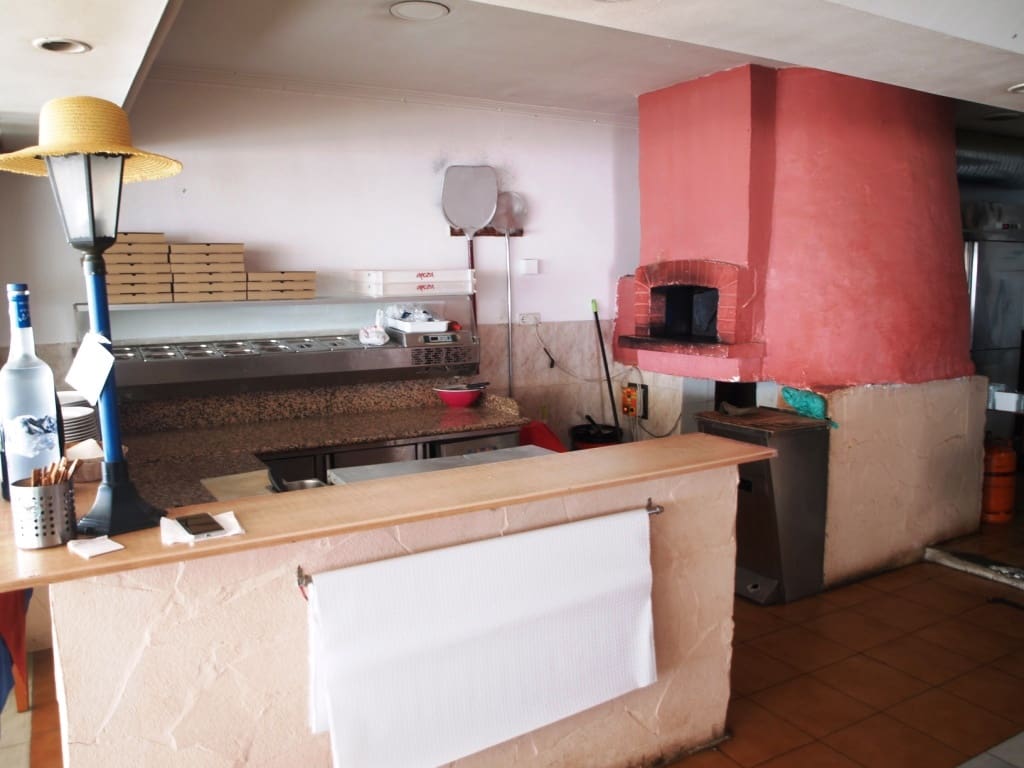 Restaurant/Bar for sale in Fuengirola - € 179,950 (Ref: 9428352)
