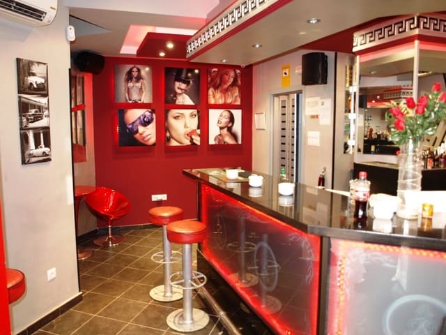 Restaurant/Bar for sale in Mijas Costa, Mijas - € 175,000 (Ref: 9428353)