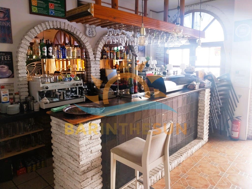 Restaurant/Bar for sale in Benalmadena - € 25,950 (Ref: 9428355)