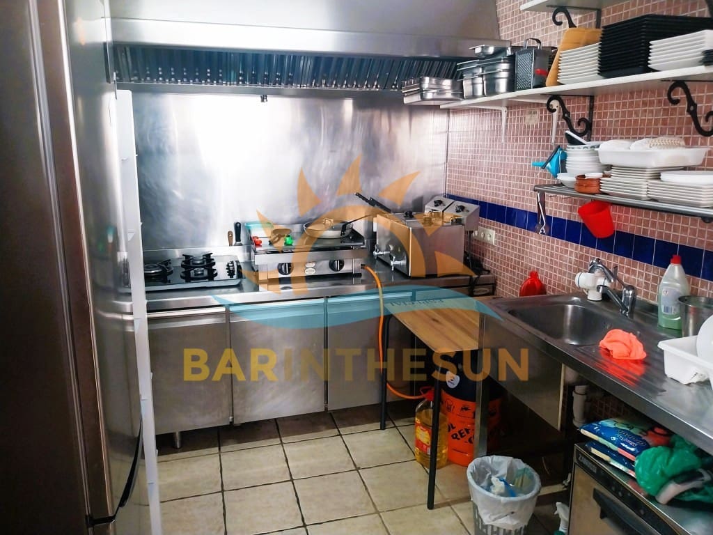 Restaurant/Bar for sale in Benalmadena - € 25,950 (Ref: 9428355)