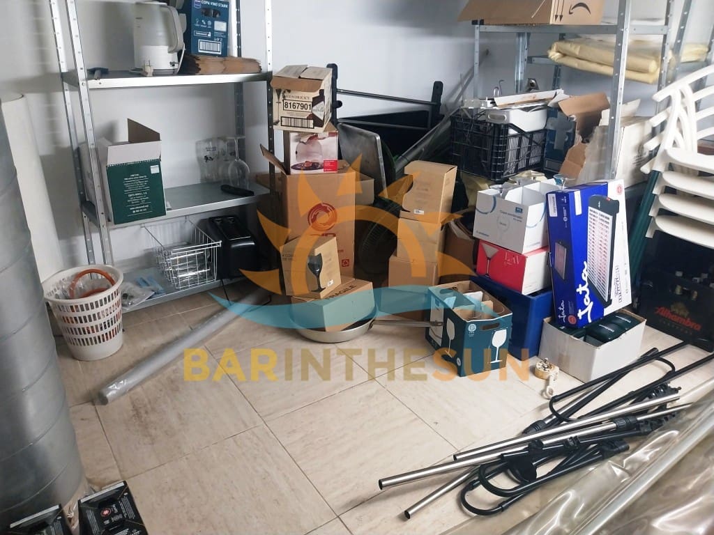 Restaurant/Bar for sale in Benalmadena - € 25,950 (Ref: 9428355)