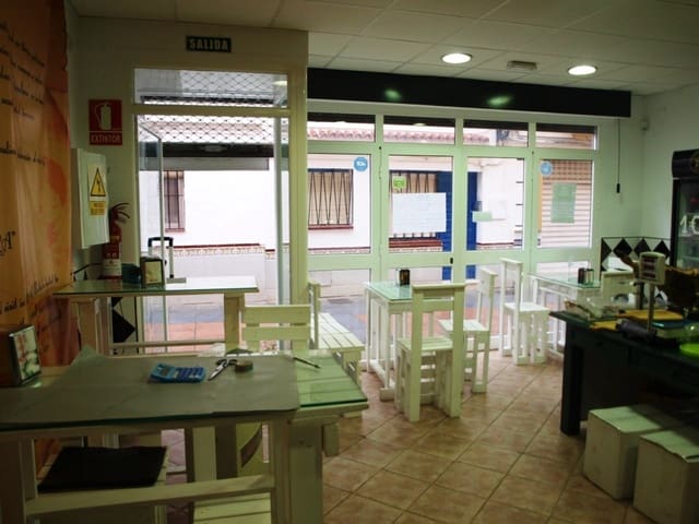 Restaurant/Bar for sale in Fuengirola - € 175,000 (Ref: 9428356)