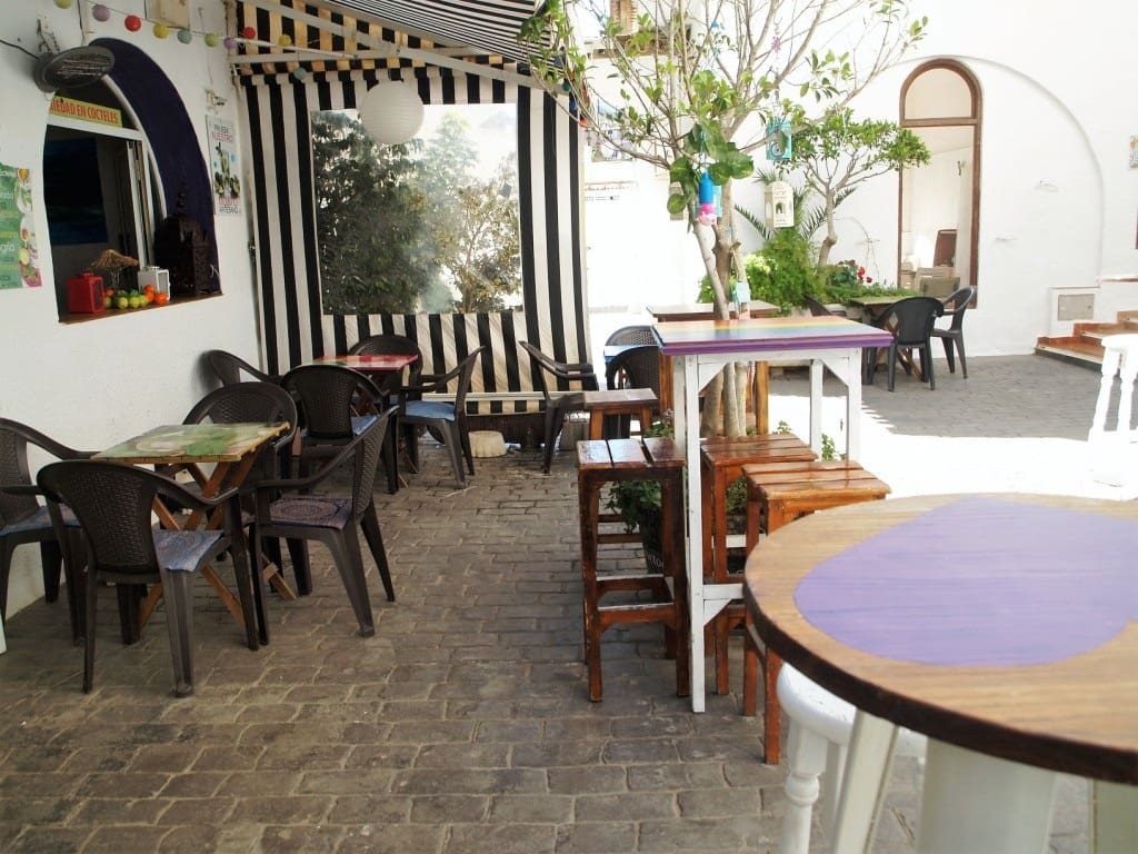 Restaurant/Bar for sale in Torremolinos - € 165,000 (Ref: 9428359)