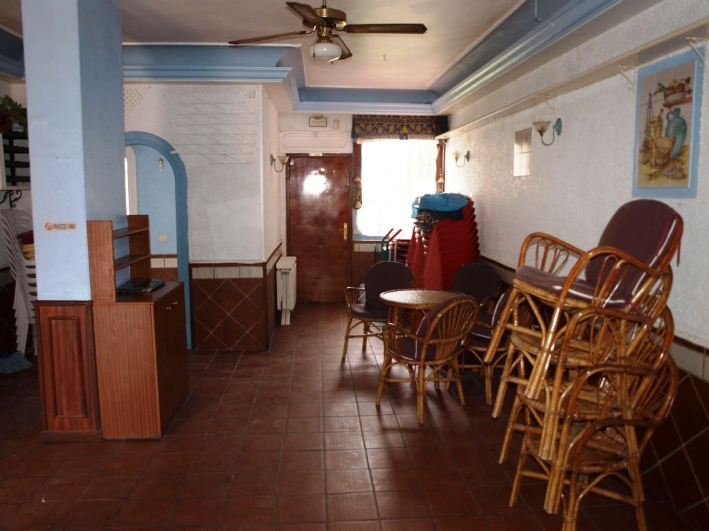 Restaurant/Bar for sale in Benalmadena - € 160,000 (Ref: 9428361)