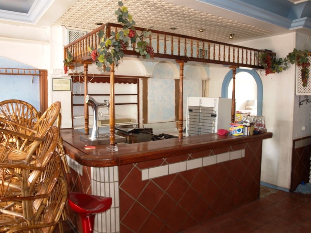 Restaurant/Bar for sale in Benalmadena - € 160,000 (Ref: 9428361)