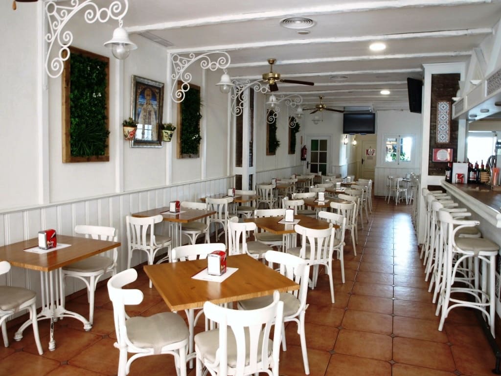 Restaurant/Bar for sale in Fuengirola - € 159,950 (Ref: 9428364)
