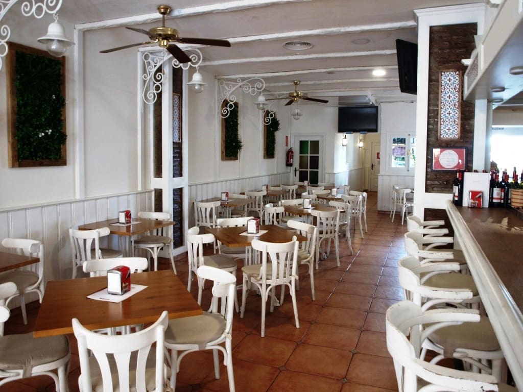 Restaurant/Bar for sale in Fuengirola - € 159,950 (Ref: 9428364)