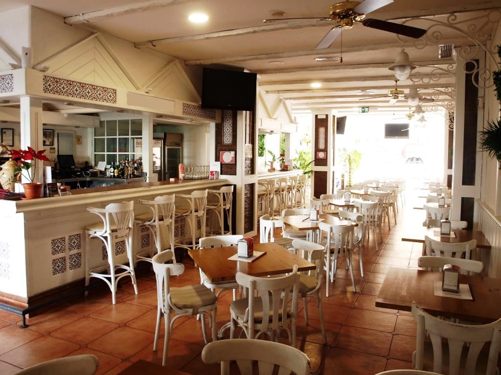 Restaurant/Bar for sale in Fuengirola - € 159,950 (Ref: 9428364)