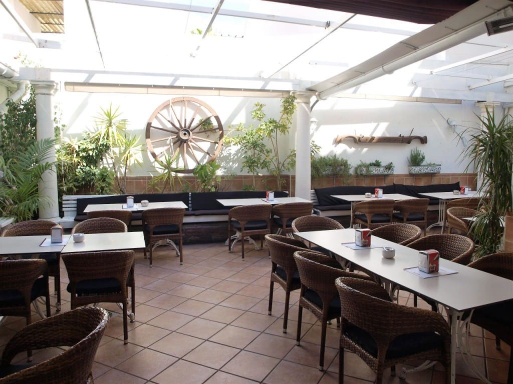 Restaurant/Bar for sale in Fuengirola - € 159,950 (Ref: 9428364)