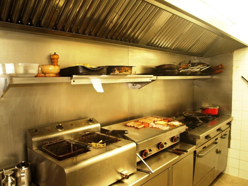 Restaurant/Bar for sale in Fuengirola - € 159,950 (Ref: 9428365)