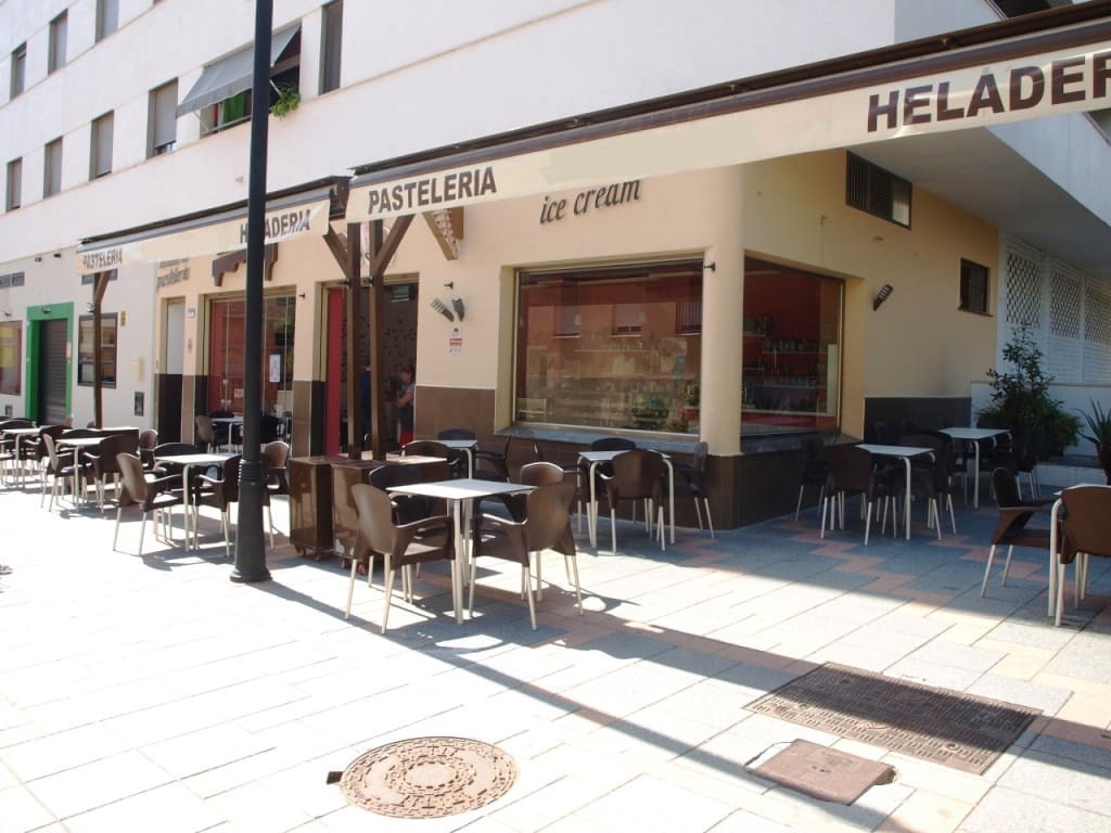 Restaurant/Bar til salg i Fuengirola - € 159.950 (Ref: 9428366)