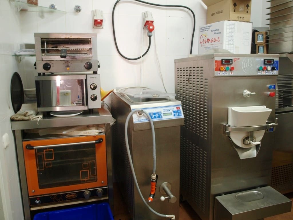 Restaurant/Bar til salg i Fuengirola - € 159.950 (Ref: 9428366)