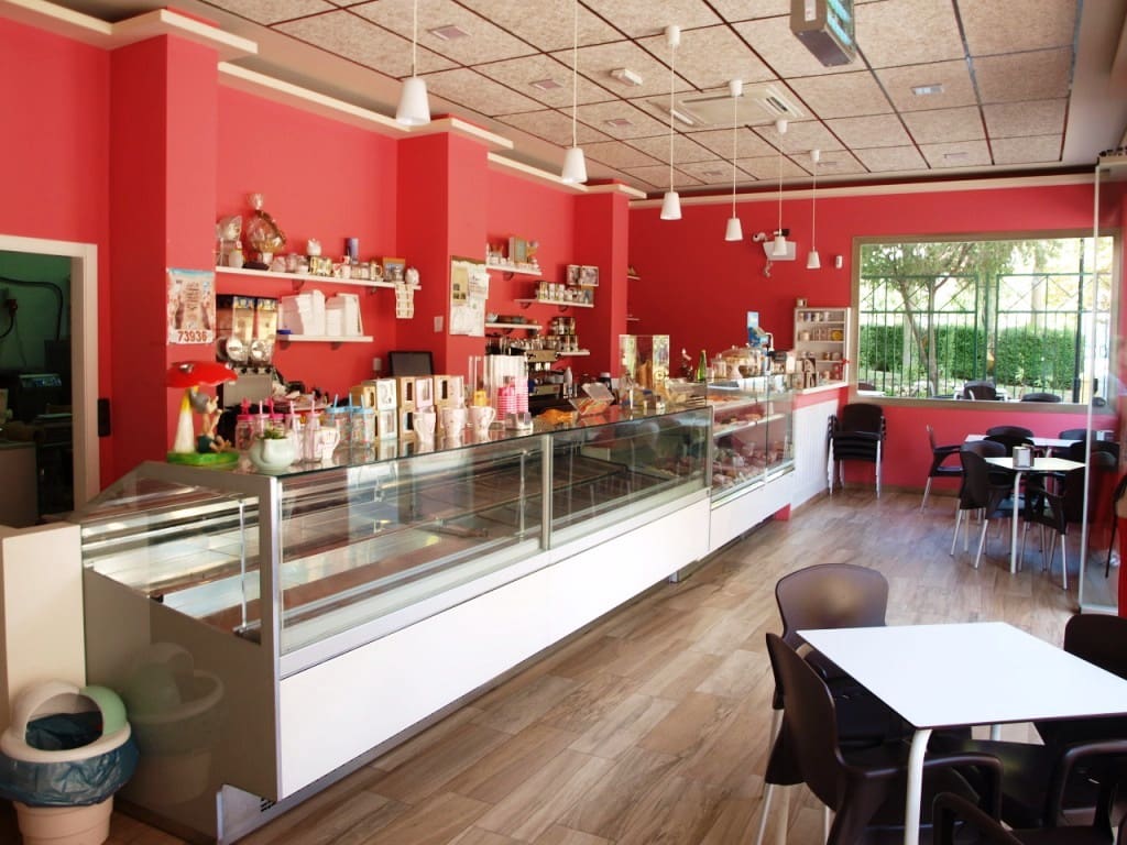 Restaurant/Bar til salg i Fuengirola - € 159.950 (Ref: 9428366)