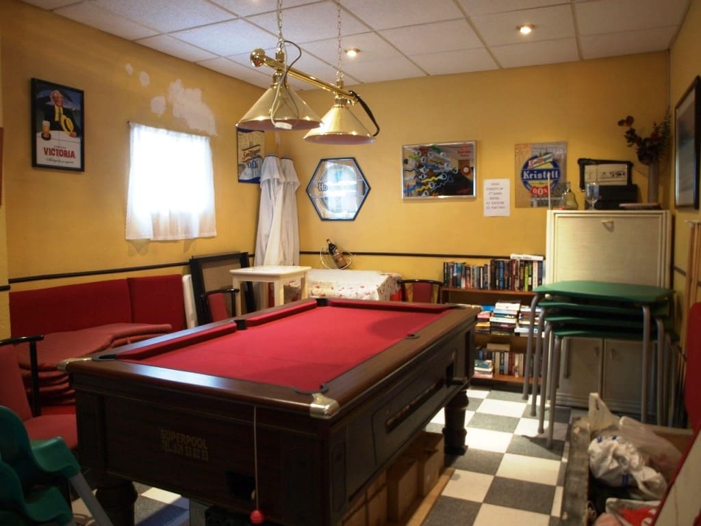 Restaurant/Bar for sale in Torremolinos - € 159,950 (Ref: 9428367)