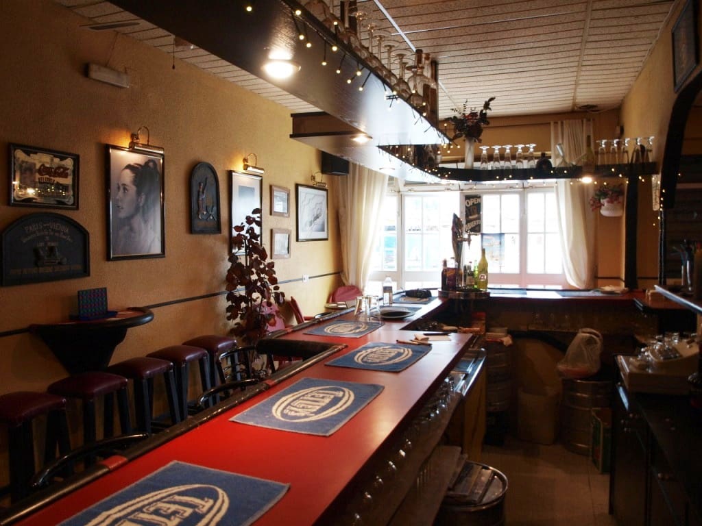 Restaurant/Bar for sale in Torremolinos - € 159,950 (Ref: 9428367)