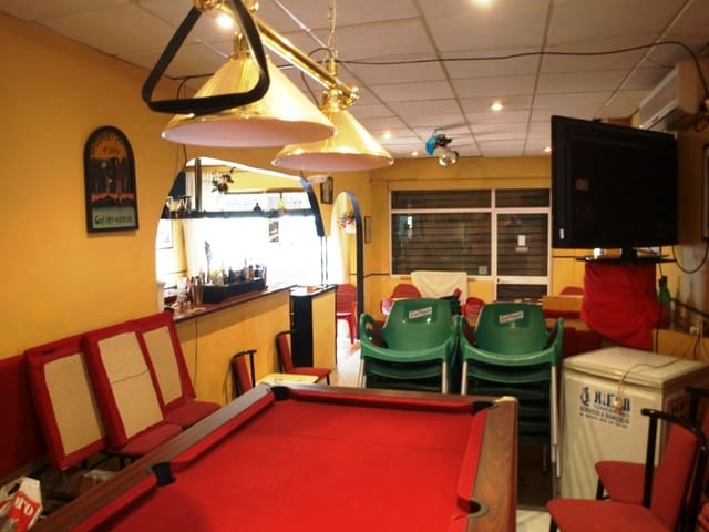 Restaurant/Bar for sale in Torremolinos - € 159,950 (Ref: 9428367)