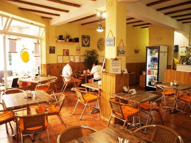 Restaurant/Bar for sale in Mijas Costa, Mijas - € 19,950 (Ref: 9428368)