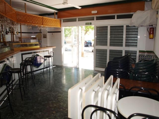 Restaurant/Bar for sale in Torremolinos - € 155,000 (Ref: 9428370)