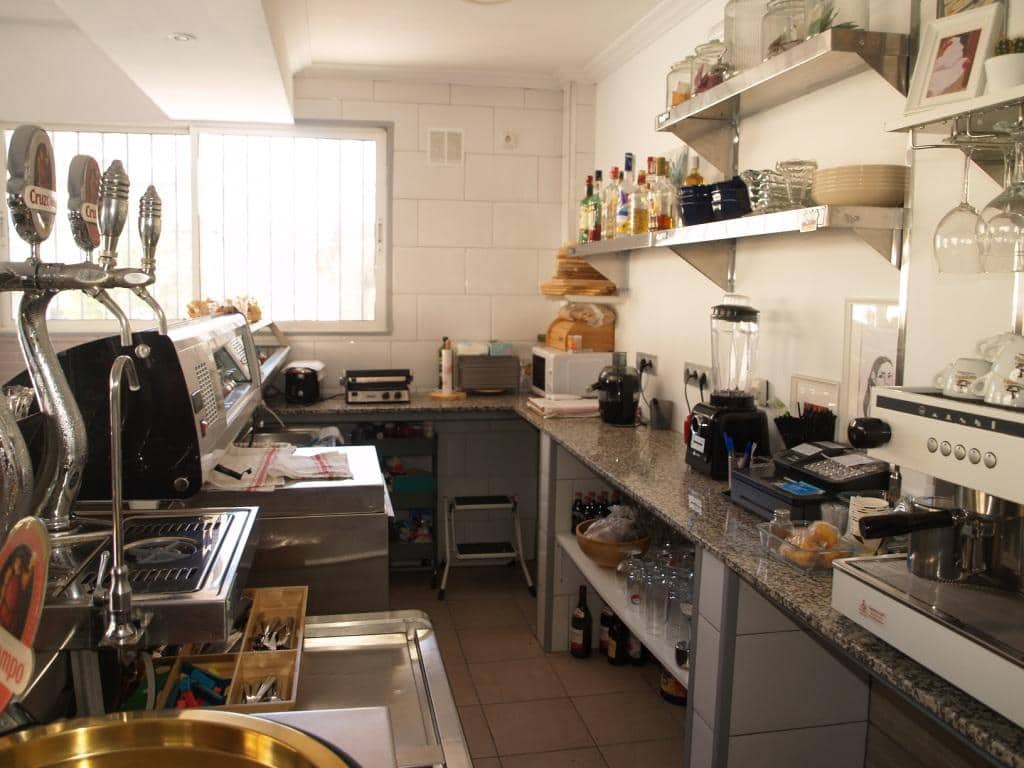 Restaurant/Bar for sale in Benalmadena - € 154,950 (Ref: 9428372)