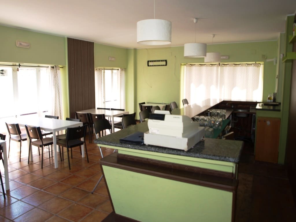 Restaurant/Bar for sale in Torremolinos - € 155,000 (Ref: 9428373)