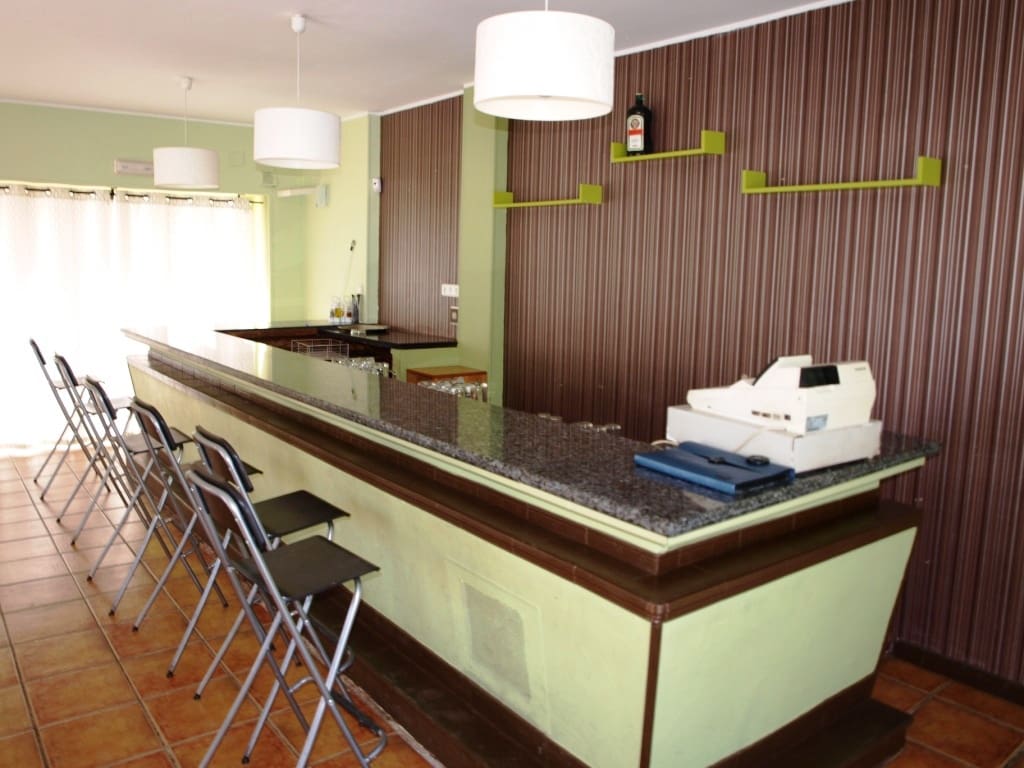 Restaurant/Bar for sale in Torremolinos - € 155,000 (Ref: 9428373)